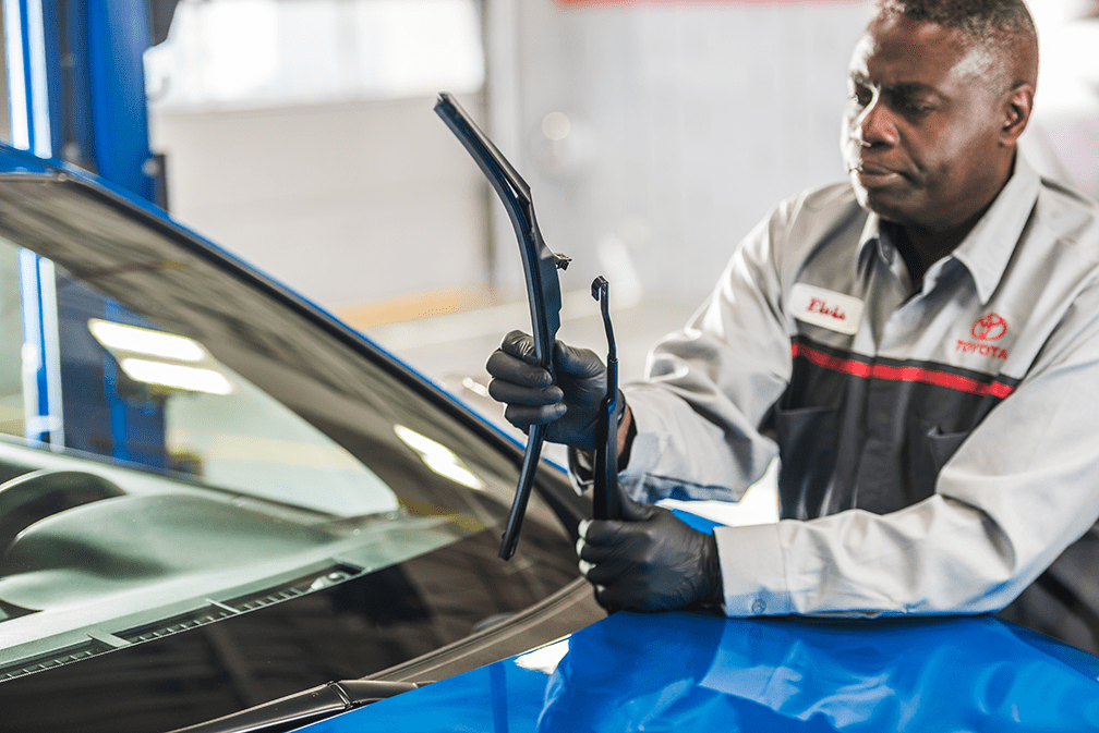 Providing mobile auto glass service for homes, workplaces, retail centers, and businesses throughout Arvada whenever eligible.